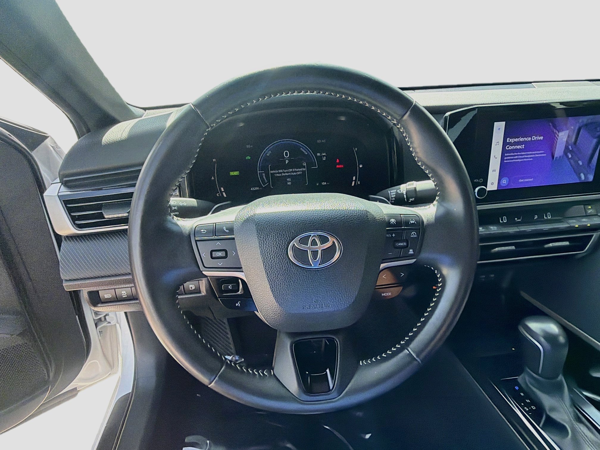 Used 2025 Toyota Camry SE FWD image 10
