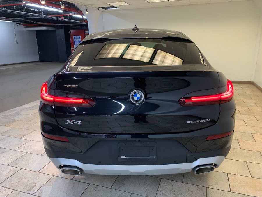 Used 2025 BMW X4 xDrive30i w/ Premium Package AWD/4WD image 8