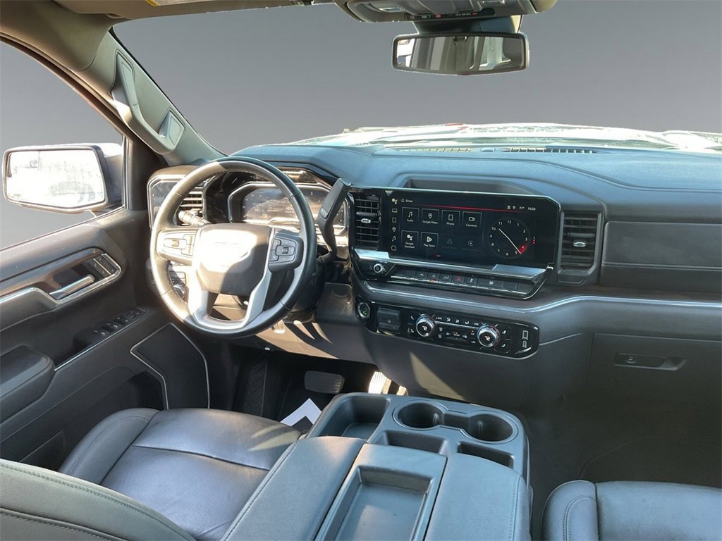 Used 2025 GMC Sierra 1500 SLT image 9