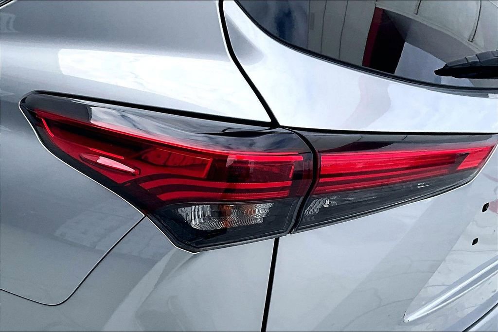 Certified 2021 Toyota Highlander Limited image 20