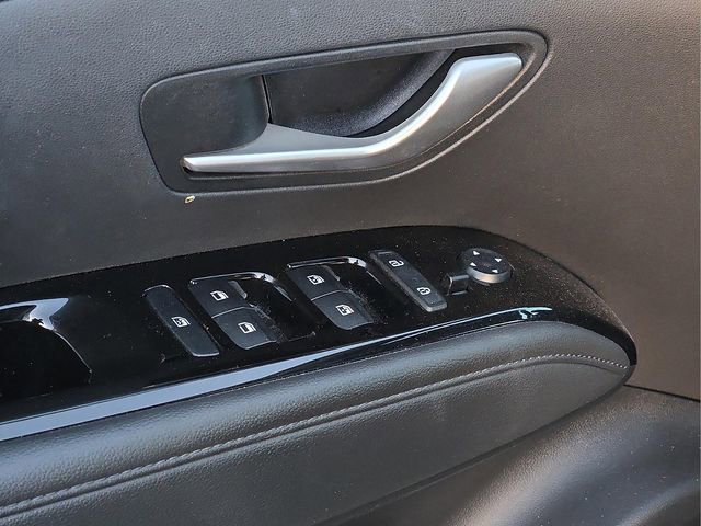 Used 2022 Hyundai Santa Cruz Limited image 20