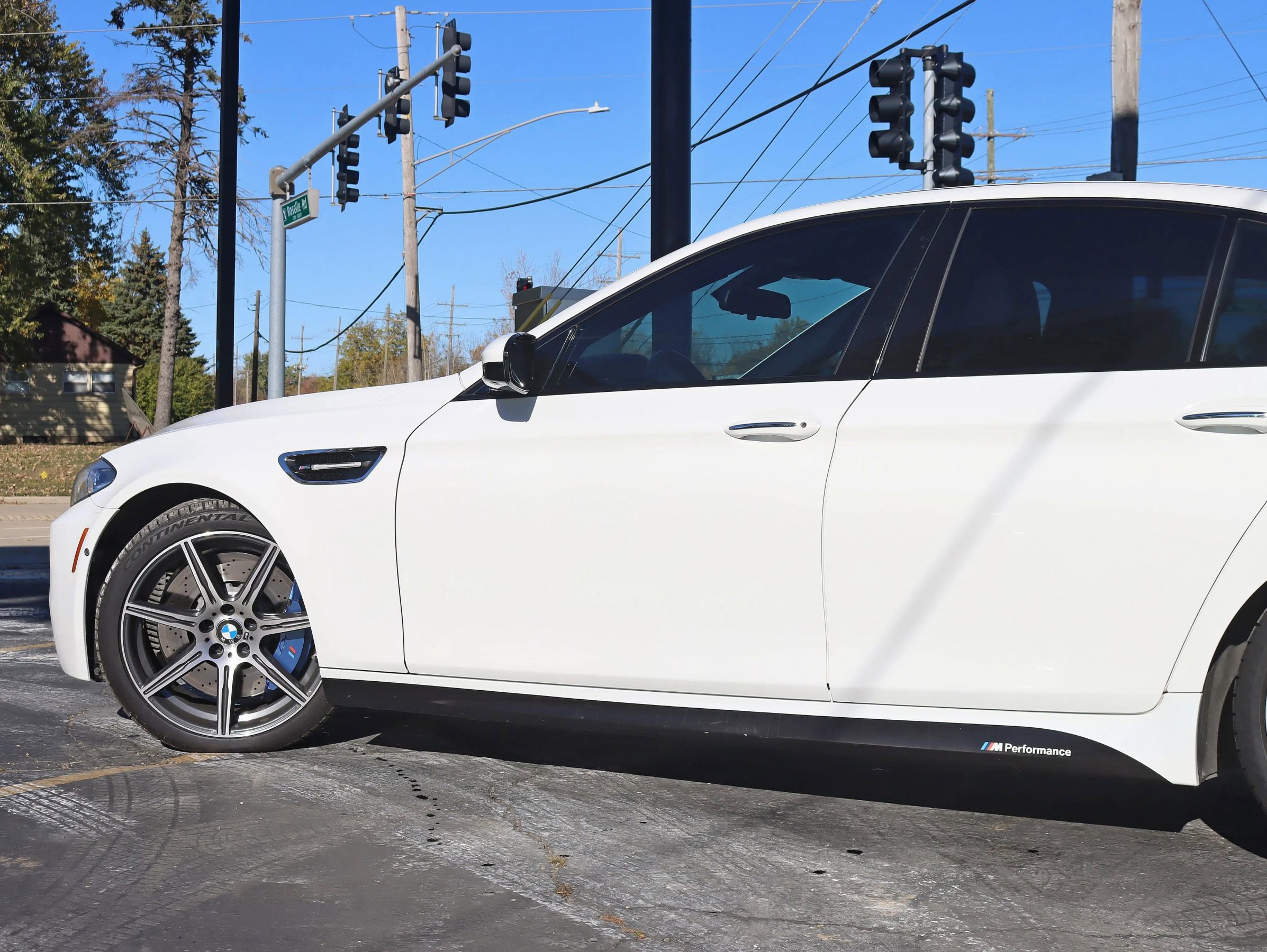 Used 2015 BMW M5 Sedan 4D image 13
