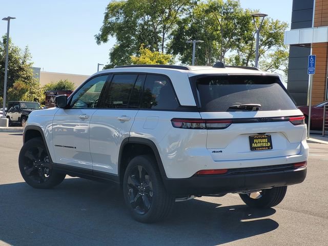 New 2025 Jeep Grand Cherokee Altitude image 5