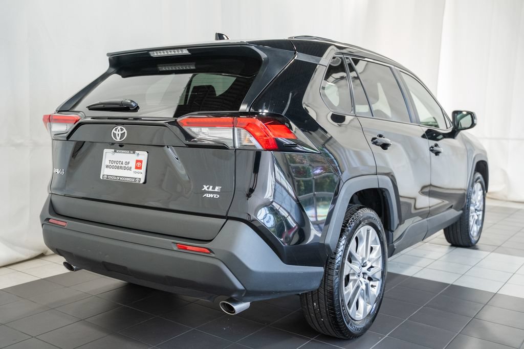 Used 2025 Toyota RAV4 XLE Premium w/ Weather Package AWD/4WD image 4