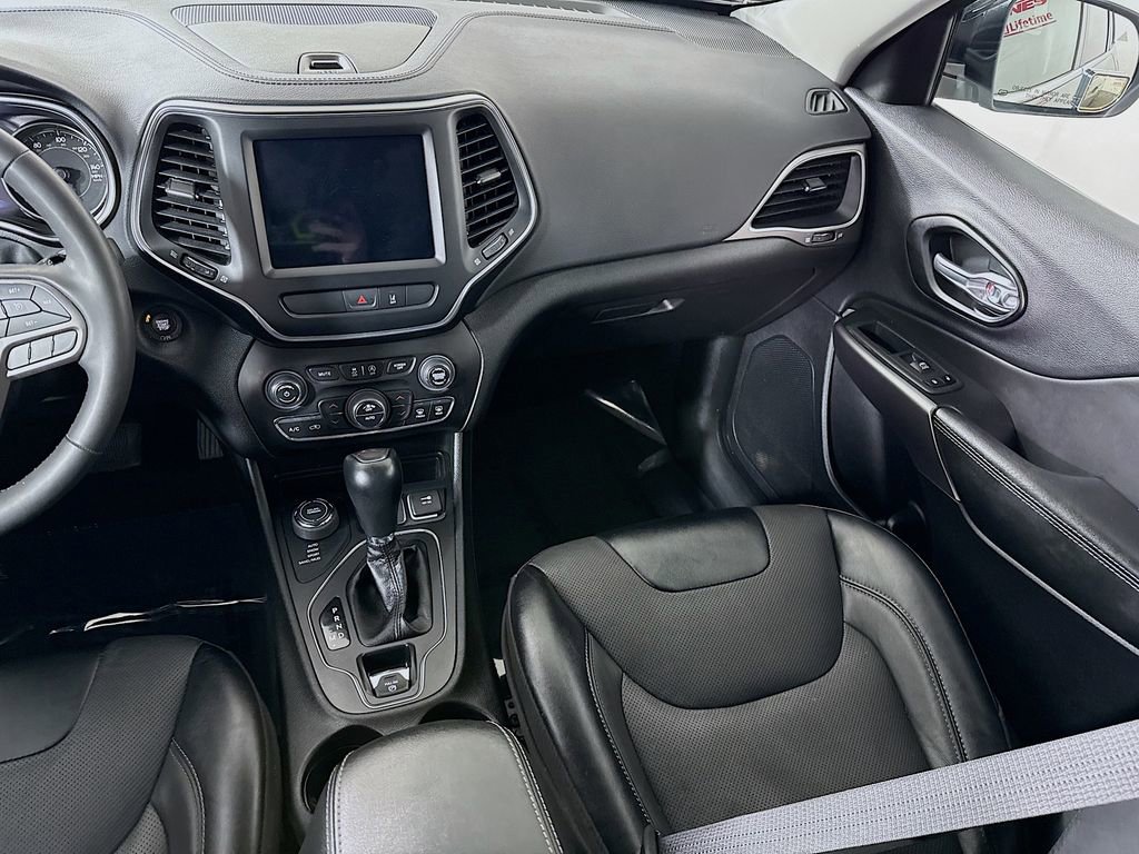 Used 2022 Jeep Cherokee Latitude Lux image 27