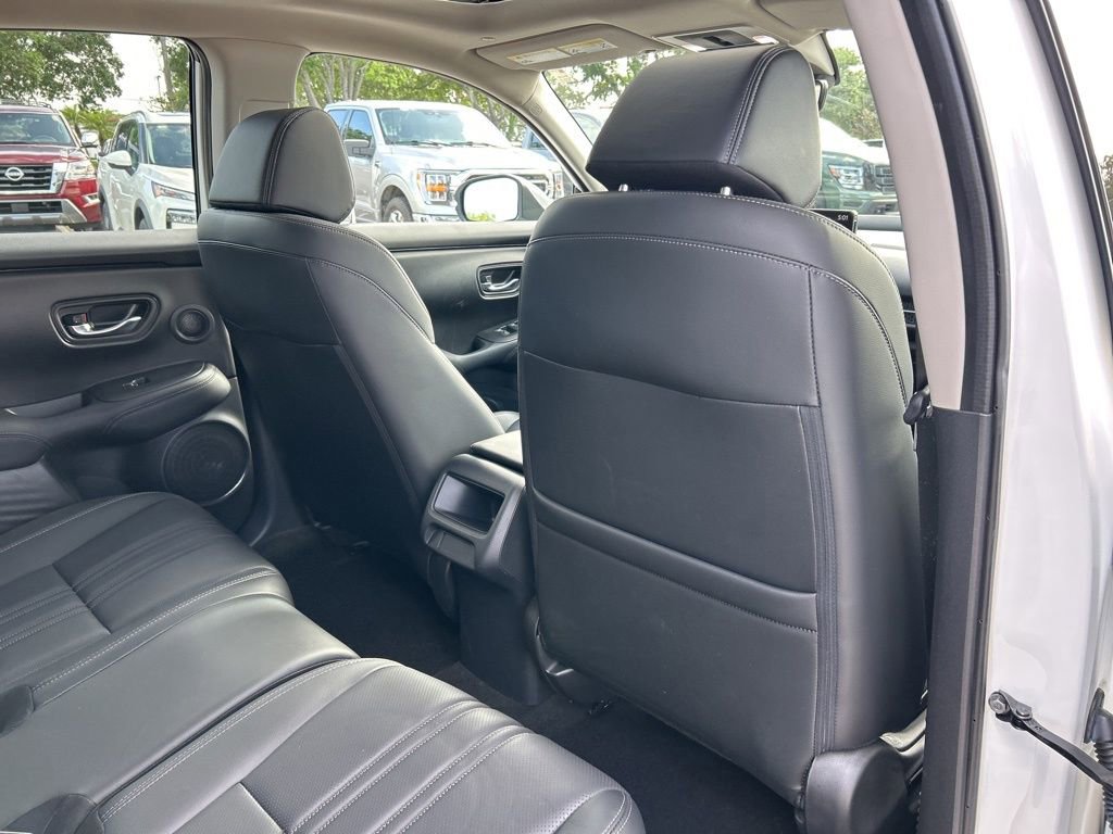 Used 2023 Honda HR-V EX-L image 46