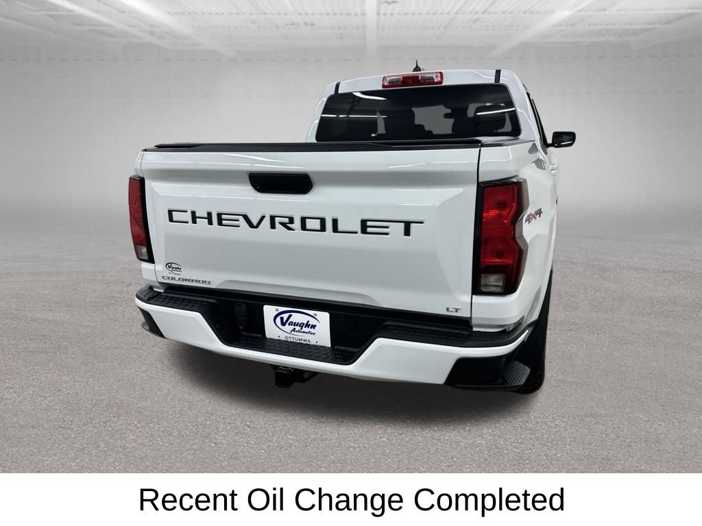Used 2024 Chevrolet Colorado LT AWD/4WD image 12