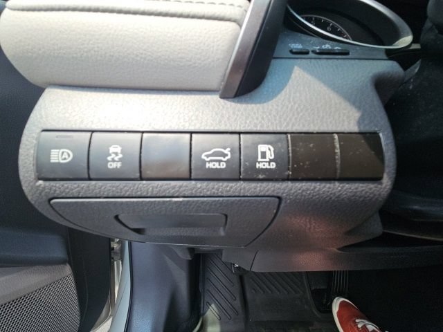 Used 2024 Toyota Camry LE FWD image 34
