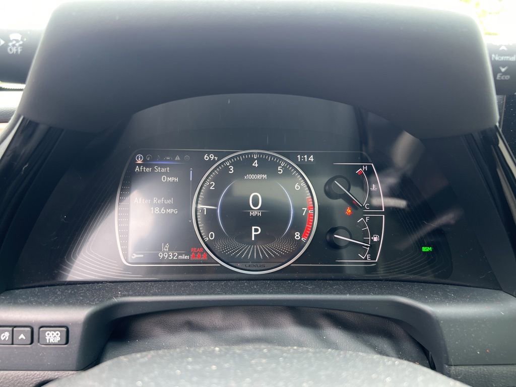 Used 2024 Lexus ES 350 w/ Premium Package image 17