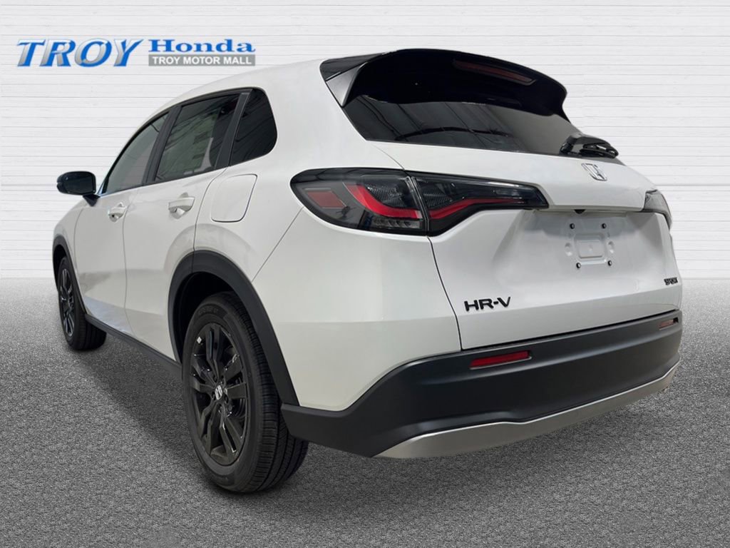 New 2026 Honda HR-V Sport image 3
