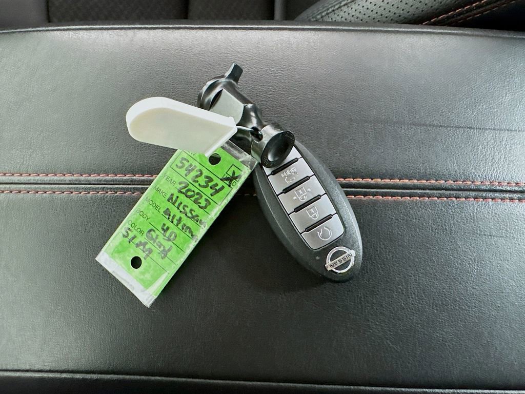 Used 2023 Nissan Altima 2.5 SR image 28