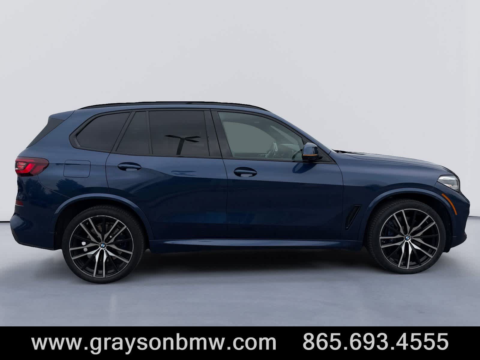 Used 2023 BMW X5 M50i w/ Parking Assistance Package AWD/4WD image 2