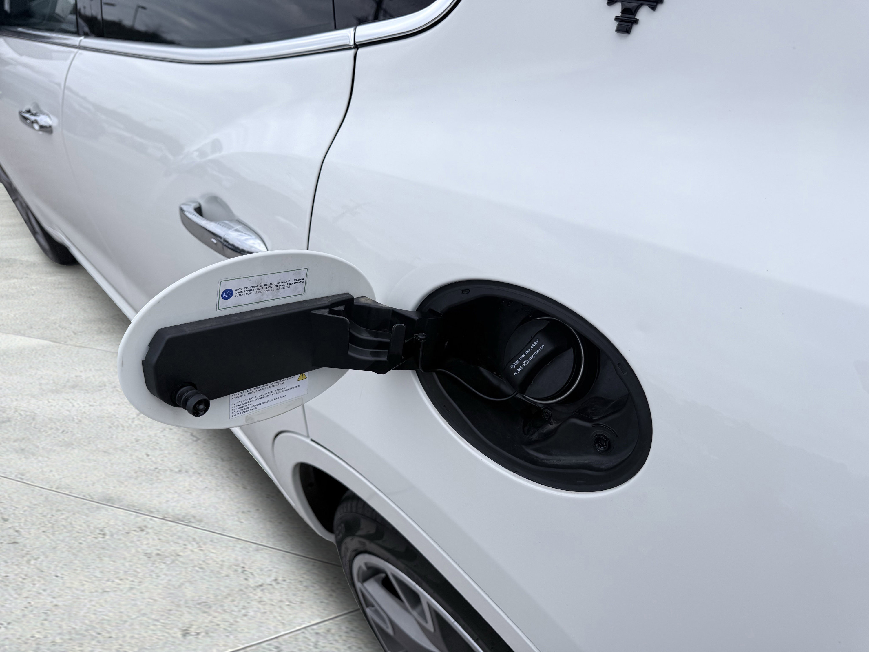 Used 2023 Maserati Levante Modena image 35