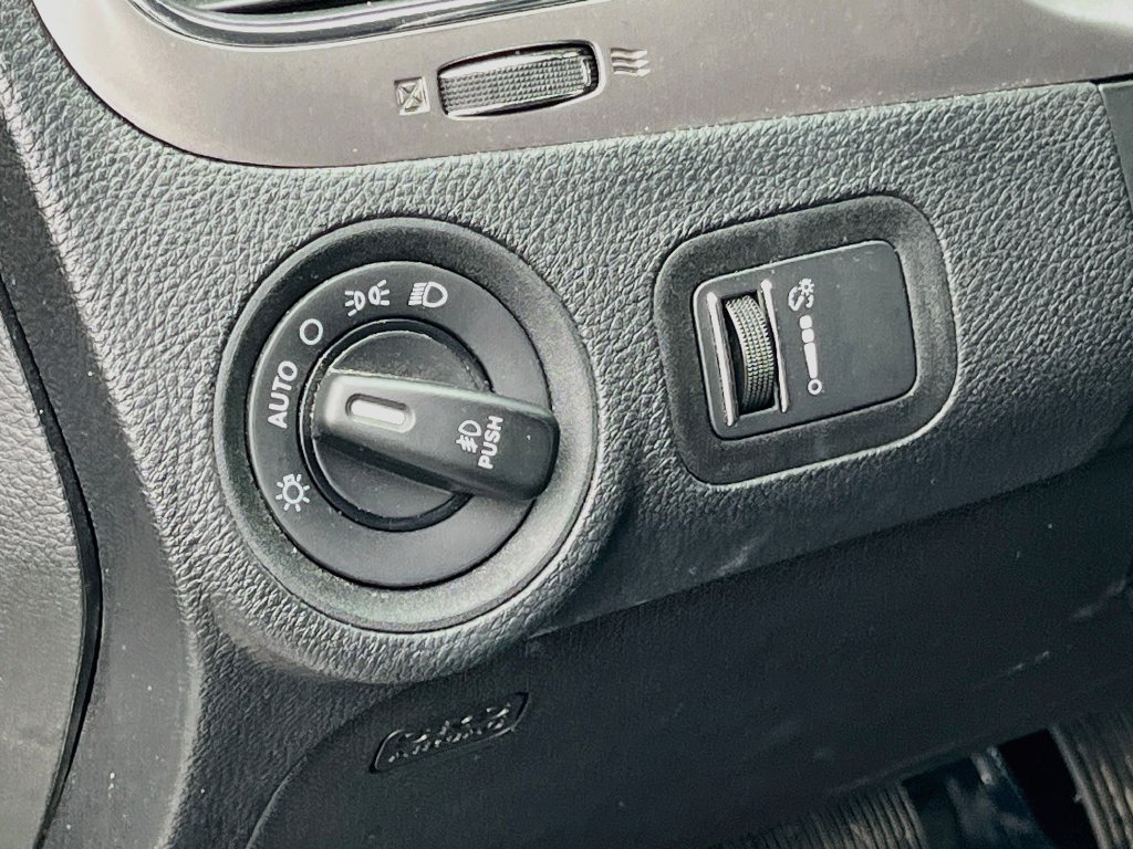 Used 2020 Dodge Journey Crossroad FWD image 10