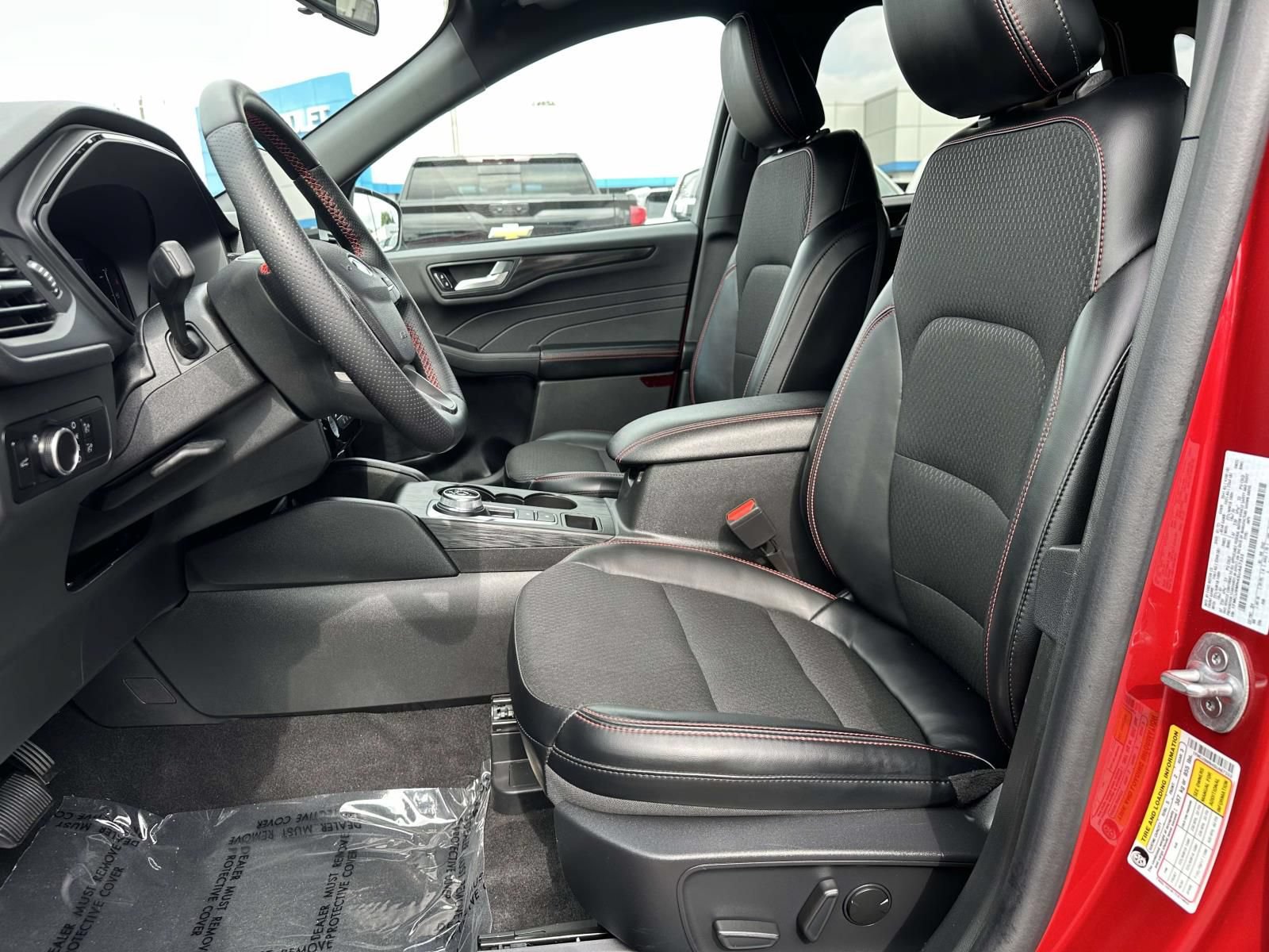 Used 2025 Ford Escape ST-Line w/ Tech Pack #1 AWD/4WD image 22