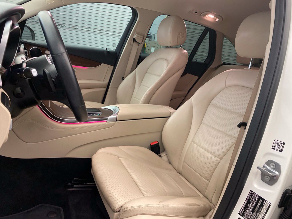 Used 2021 Mercedes-Benz GLC 300 image 18