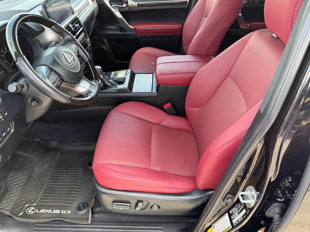 Used 2023 Lexus GX 460 Premium w/ Premium Package image 10