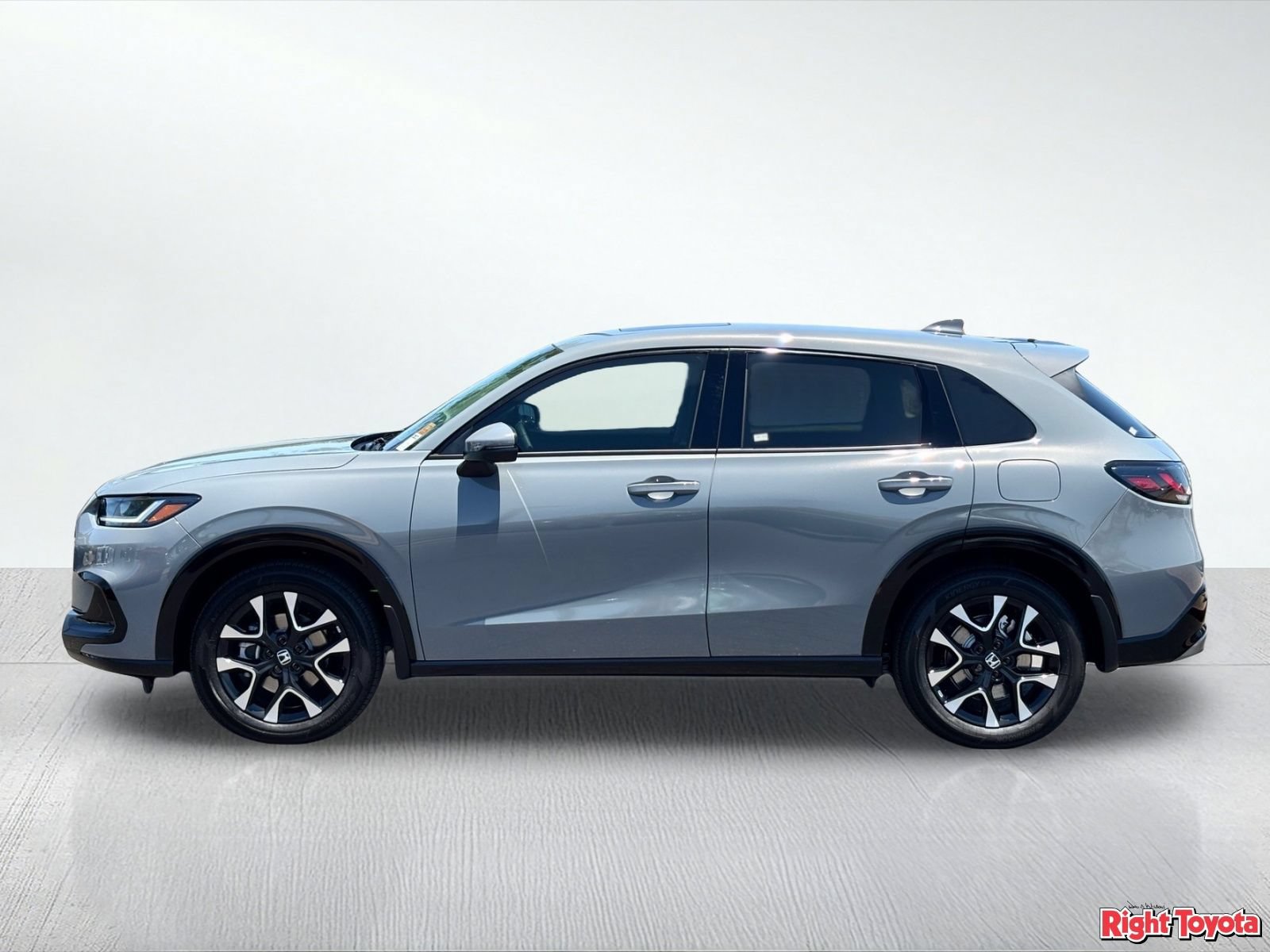 Used 2027 Honda HR-V EX-L image 3