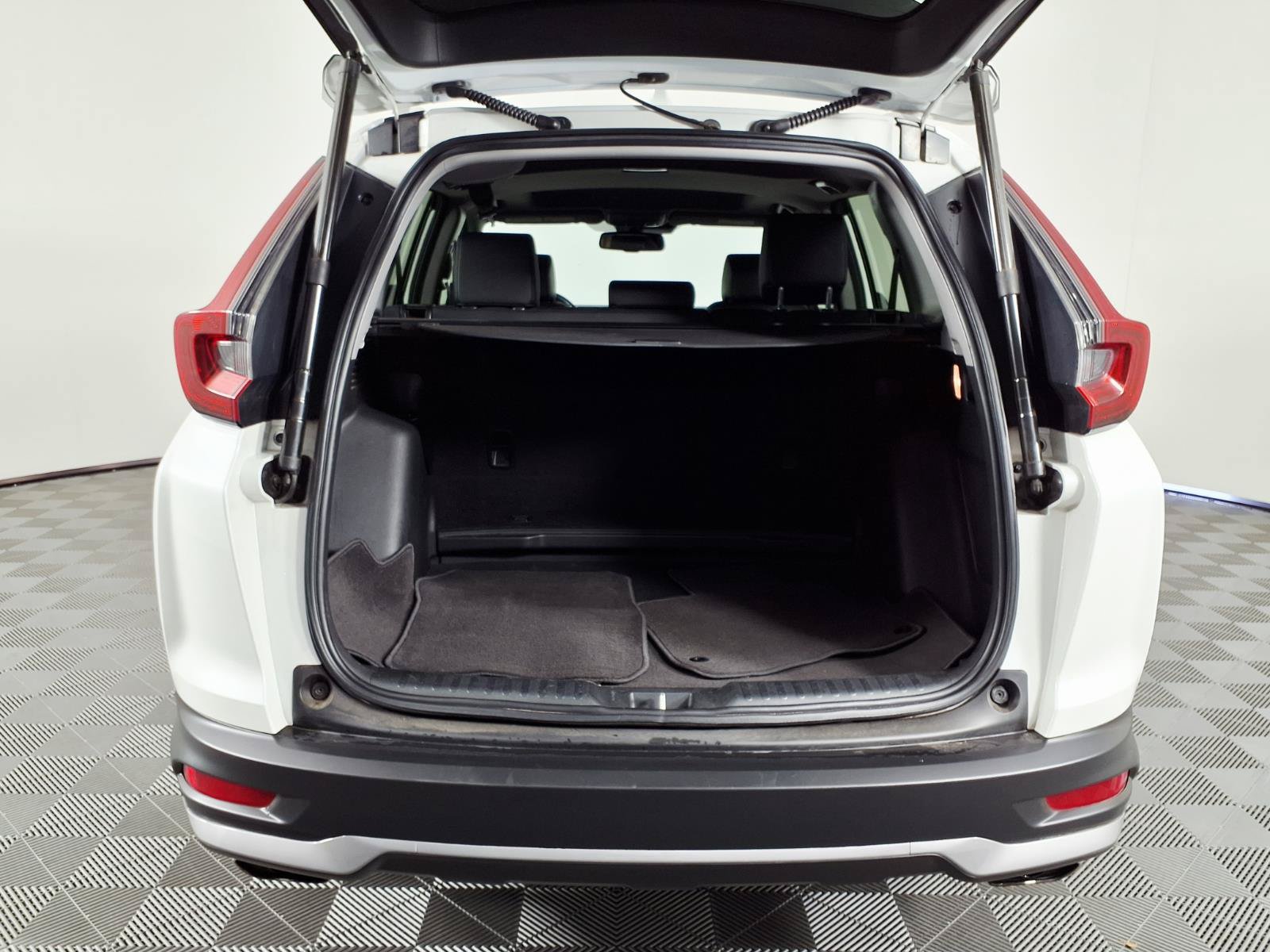 Used 2020 Honda CR-V Touring image 8