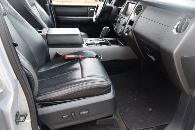 Used 2015 Ford Expedition EL Platinum RWD image 17