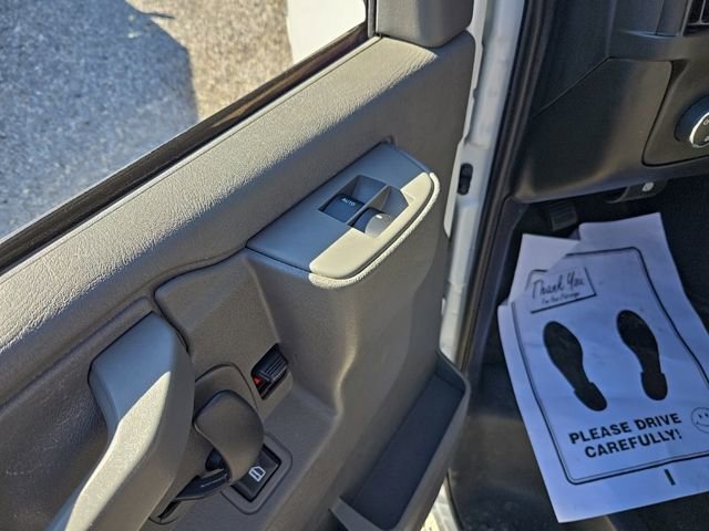 Used 2016 Chevrolet Express 3500 LT w/ LT Preferred Equipment Group image 17