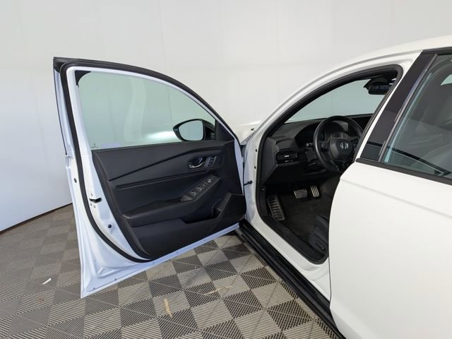 Used 2023 Honda Accord Sport image 15