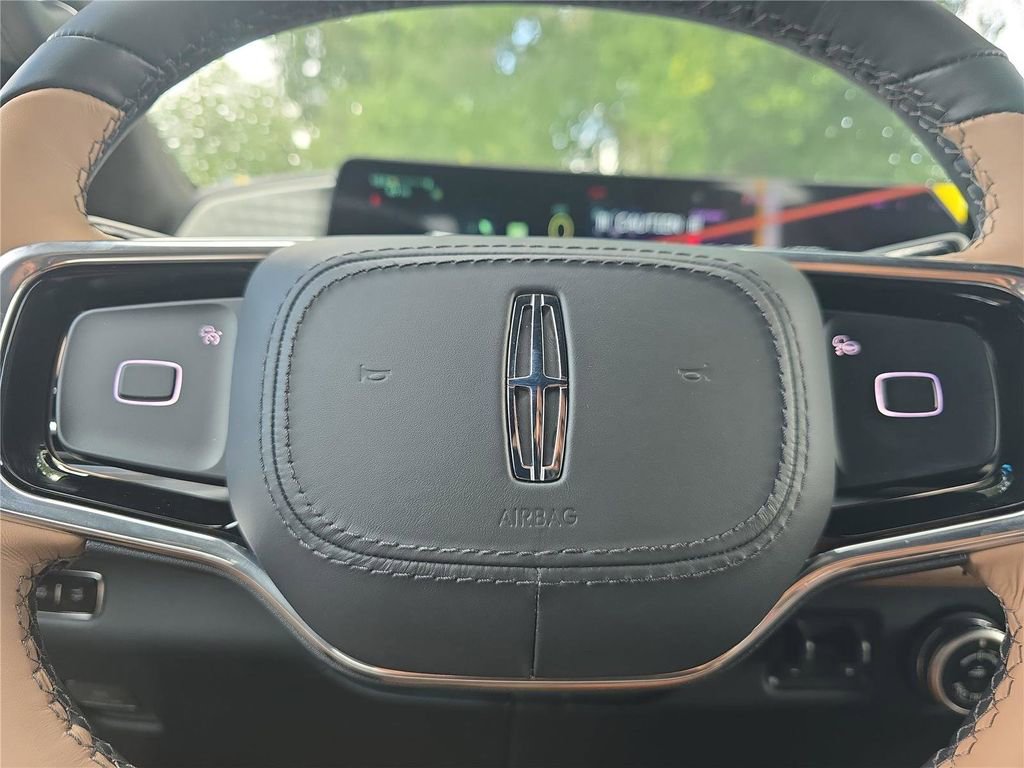 New 2026 Lincoln Navigator Black Label AWD/4WD image 28
