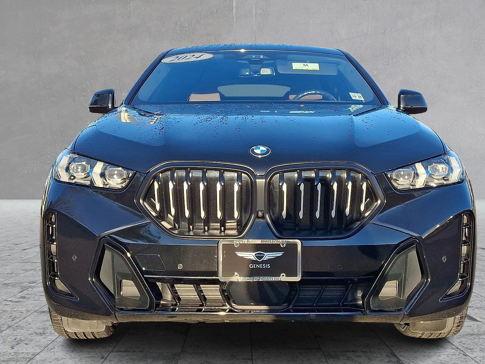 Used 2024 BMW X6 xDrive40i w/ Premium Package image 3