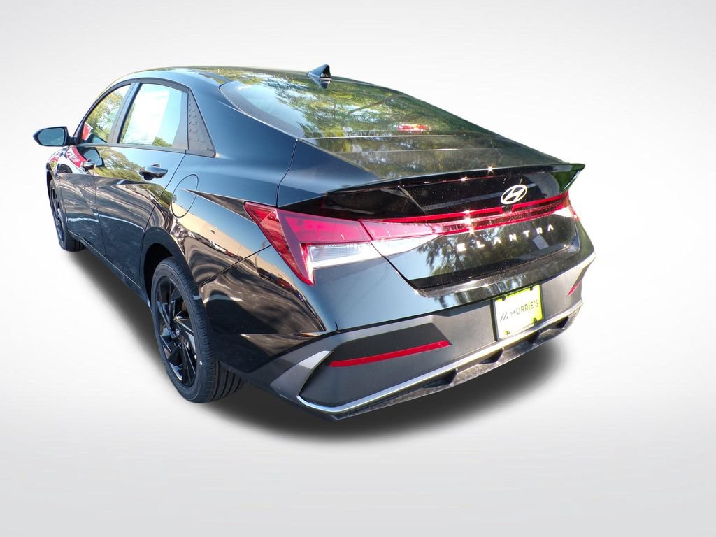 New 2026 Hyundai Elantra Sport FWD image 4