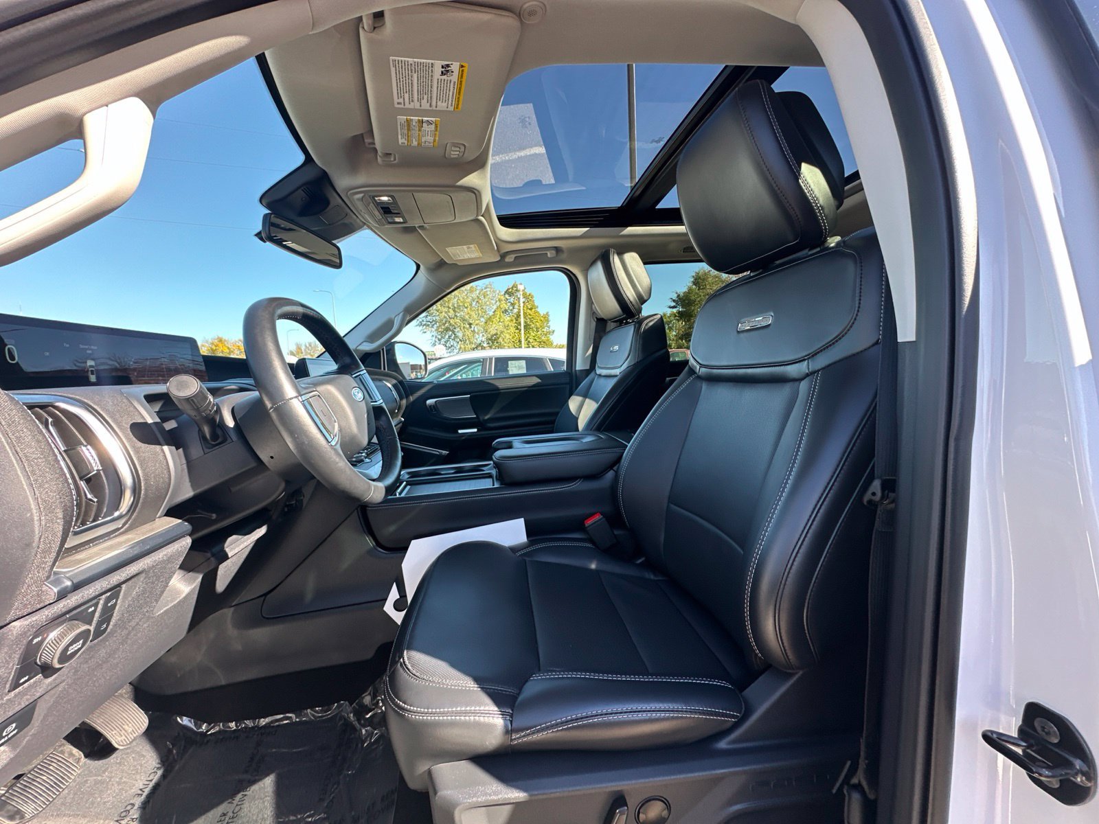 Used 2026 Ford Expedition Max Platinum AWD/4WD image 13