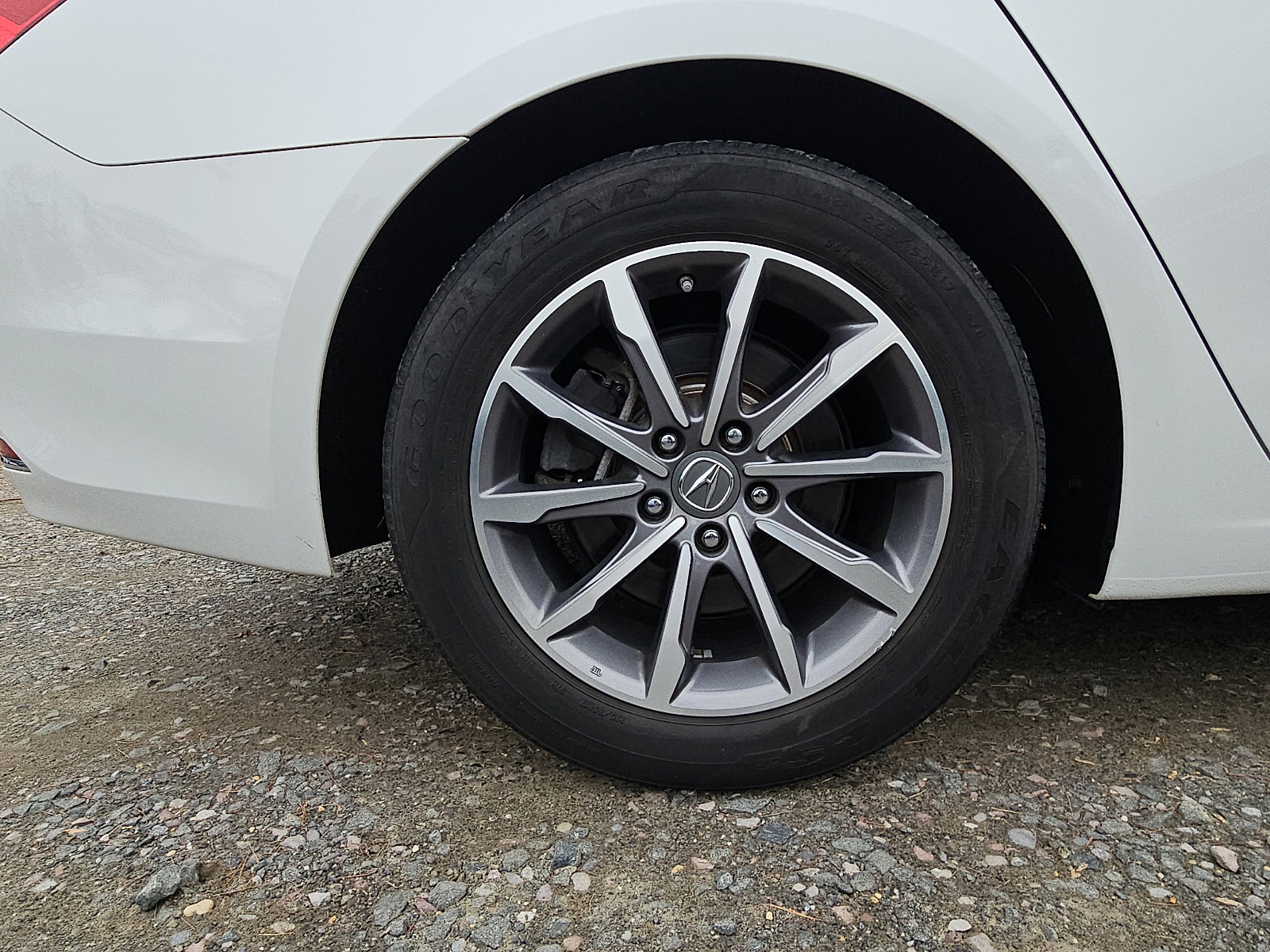 Used 2020 Acura TLX Standard image 9