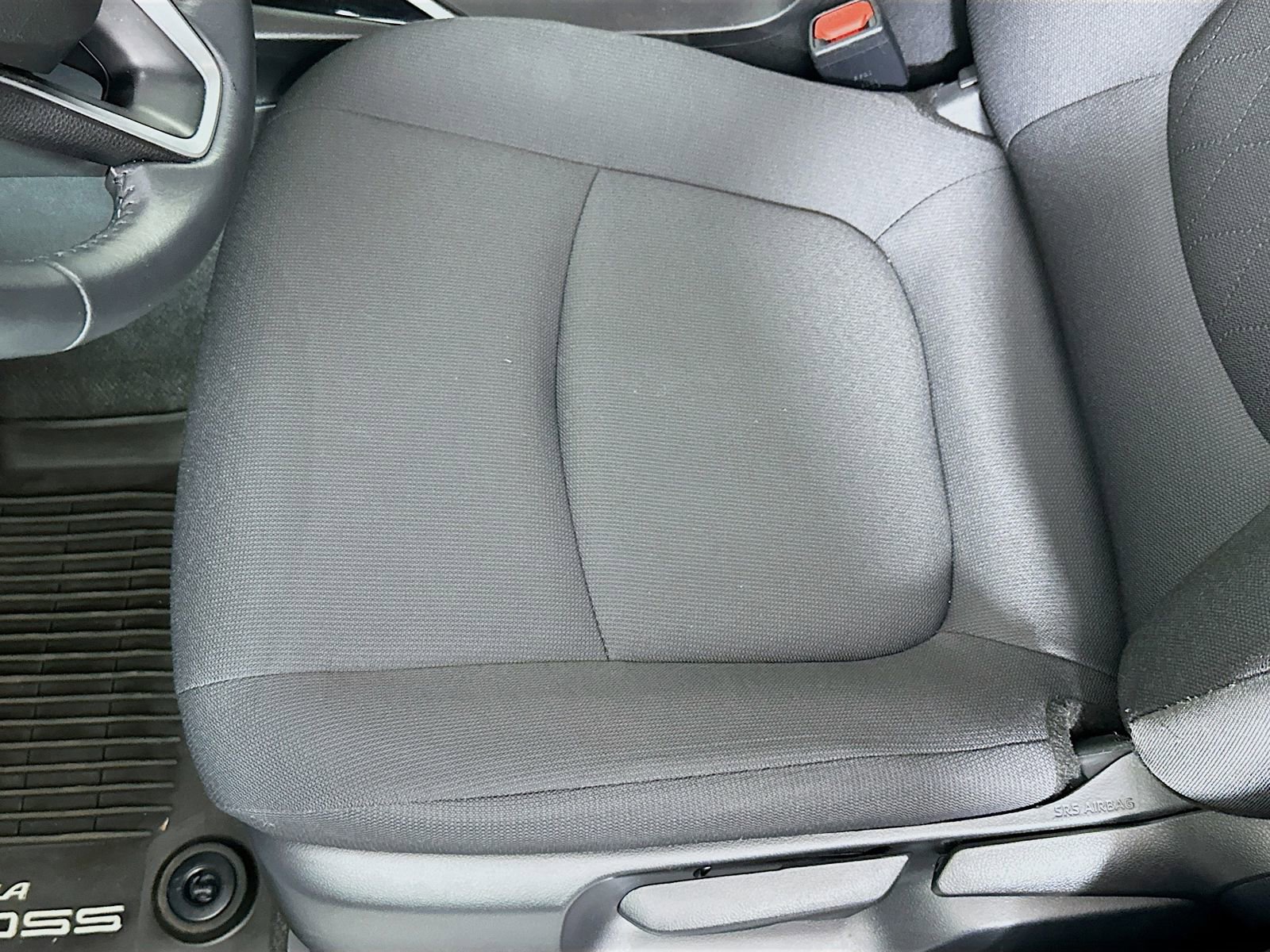 Certified 2024 Toyota Corolla Cross LE image 19