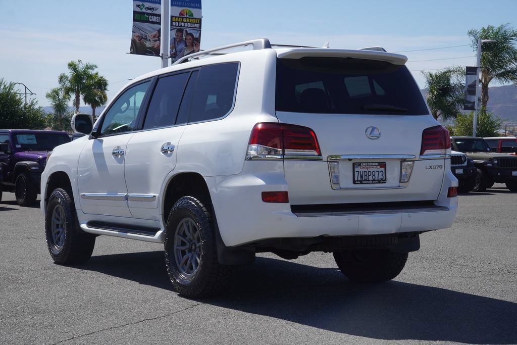 Used 2014 Lexus LX 570 4WD w/ Luxury Package image 6