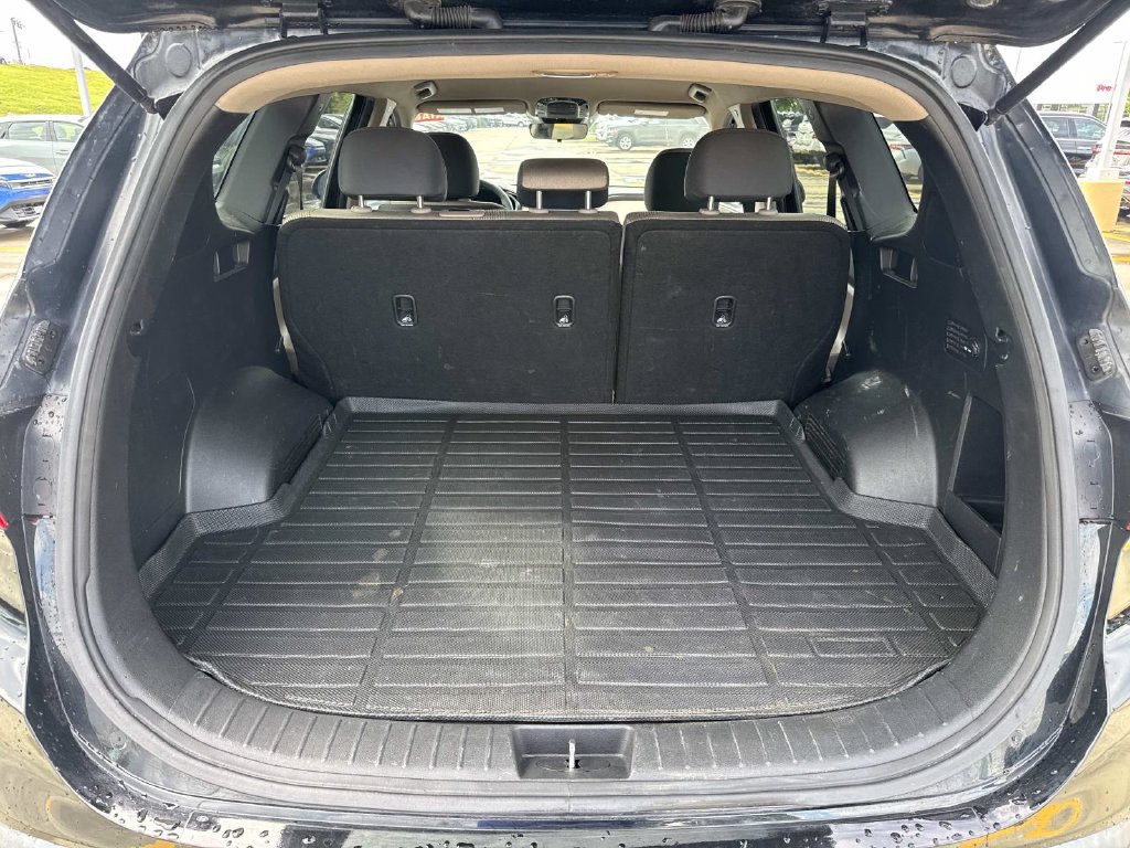 Used 2022 Hyundai Santa Fe SE FWD image 12