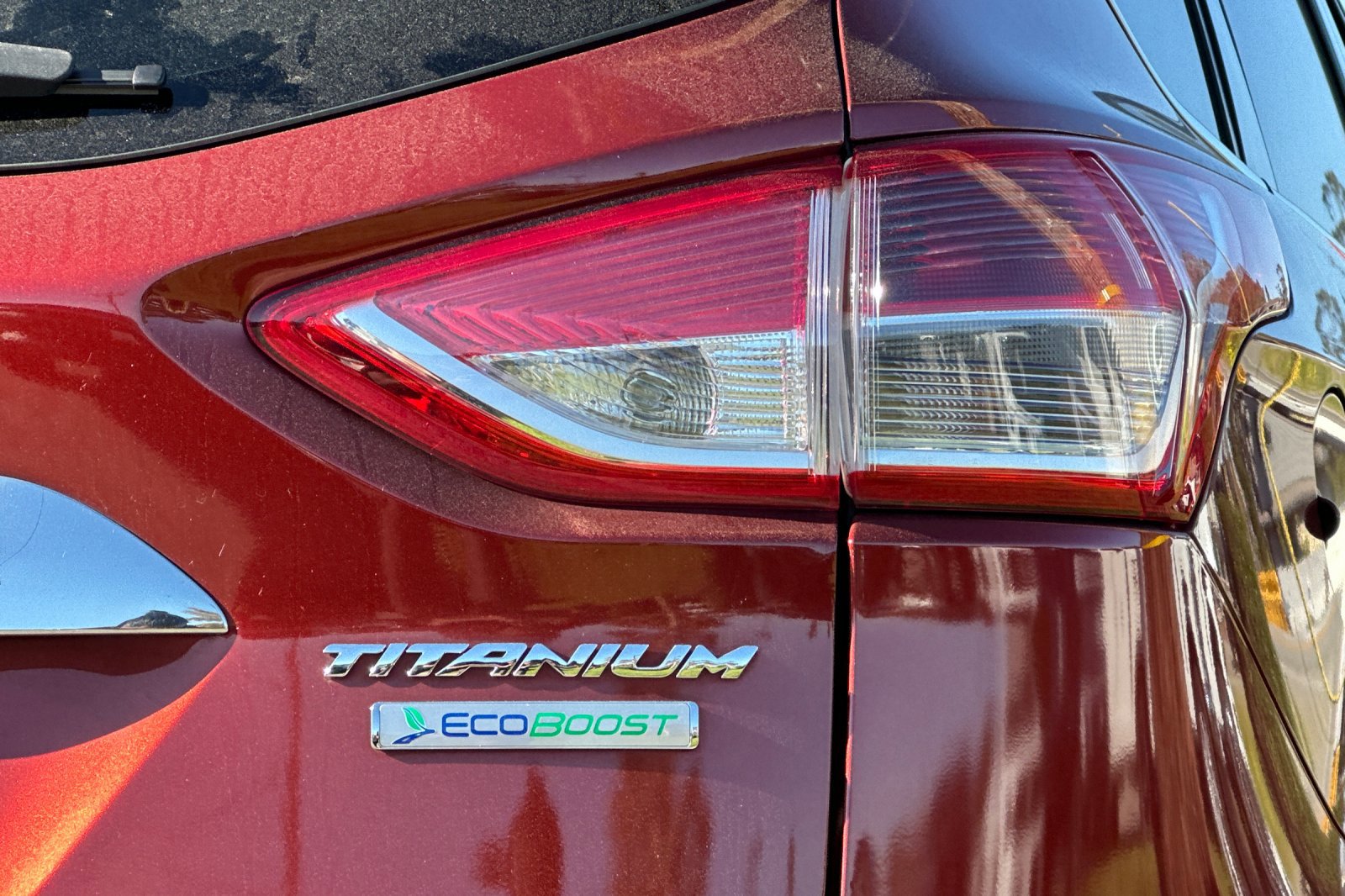 Used 2014 Ford Escape Titanium w/ Equipment Group 401A image 25