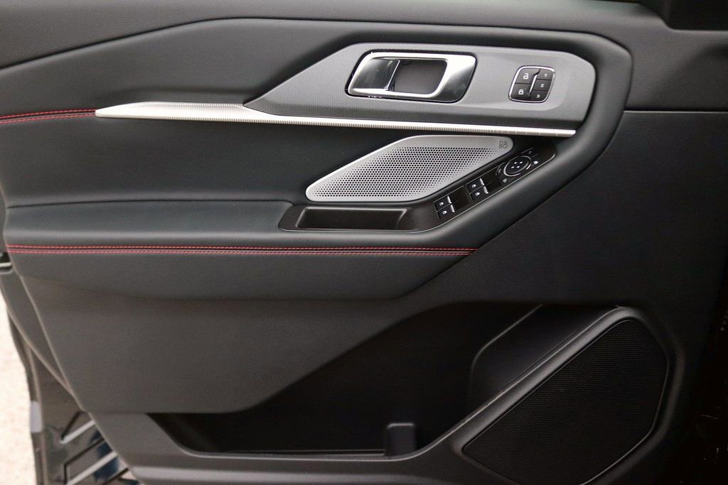 New 2026 Ford Explorer ST w/ Sun And Sound Package image 8