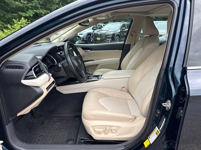 Used 2020 Toyota Camry XLE w/ Driver Assist Package FWD image 12