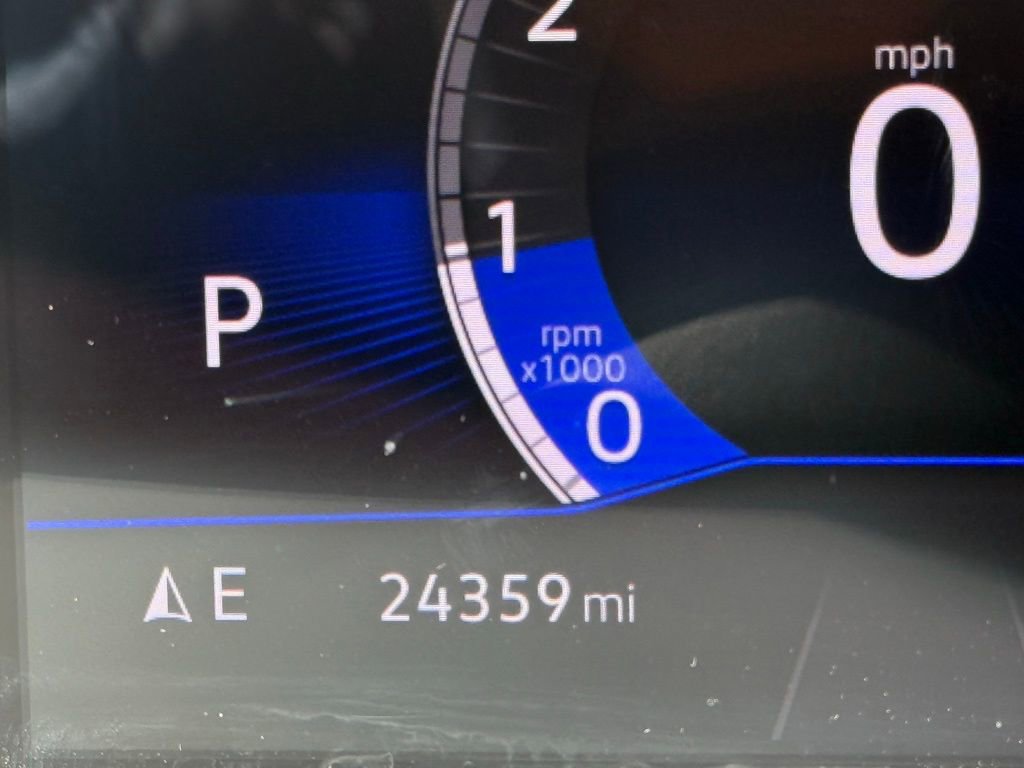 Certified 2023 Volkswagen Tiguan SE FWD image 21