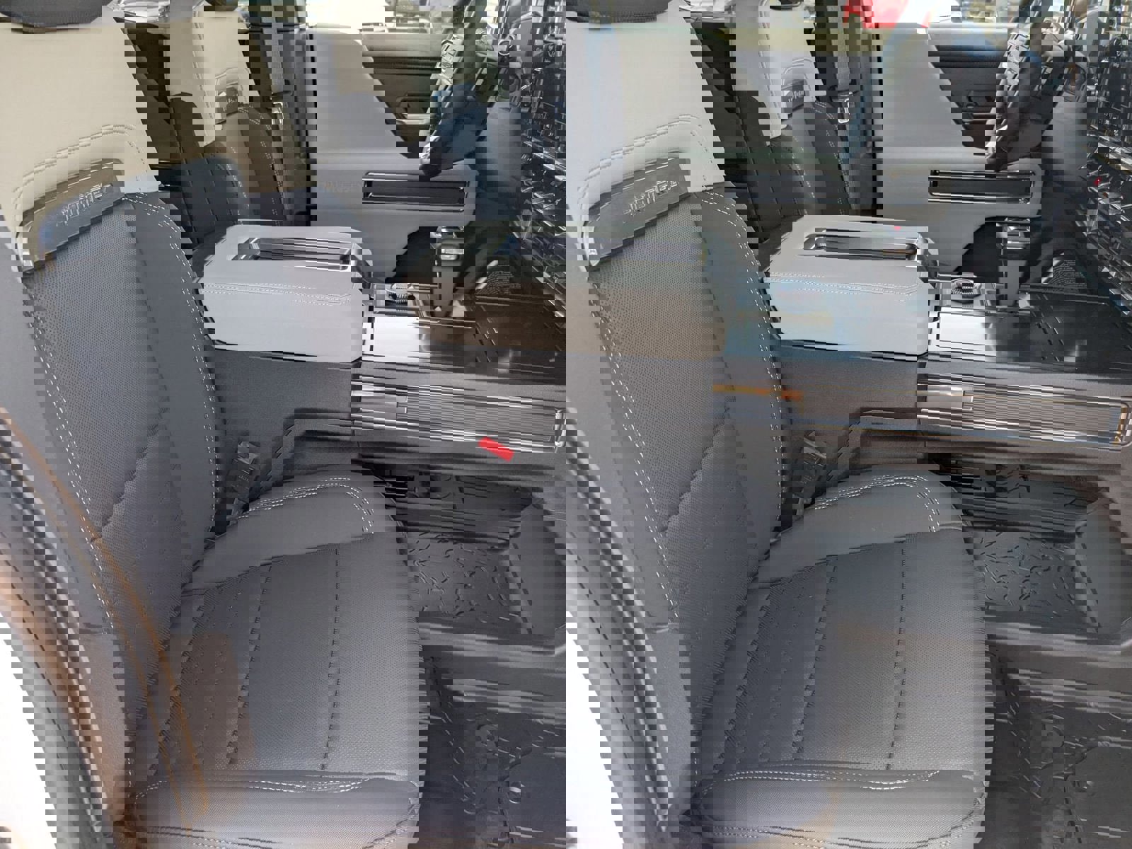 New 2026 GMC Hummer EV SUV image 26