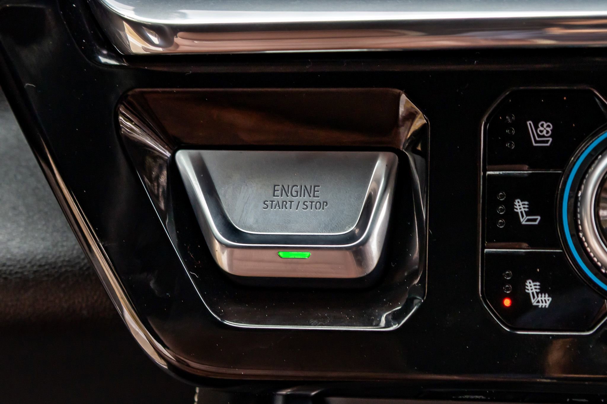 Used 2024 GMC Sierra 2500 Denali Ultimate image 20