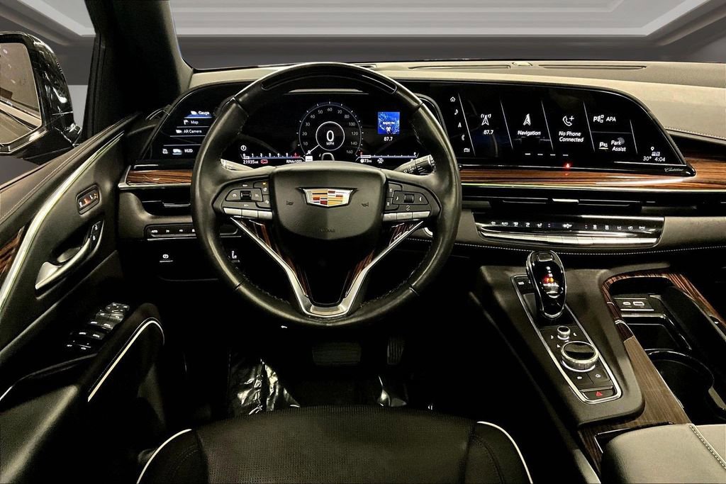 Certified 2024 Cadillac Escalade Premium Luxury image 8