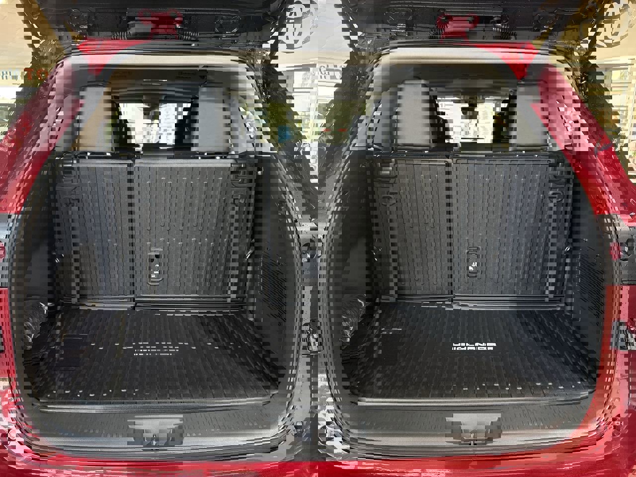 New 2026 Toyota Highlander XLE image 26