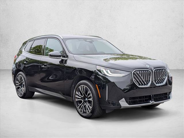 Certified 2025 BMW X3 xDrive30i w/ Premium Package AWD/4WD image 3