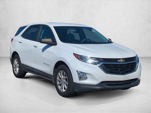 Used 2020 Chevrolet Equinox LS w/ LS Convenience Package image 3