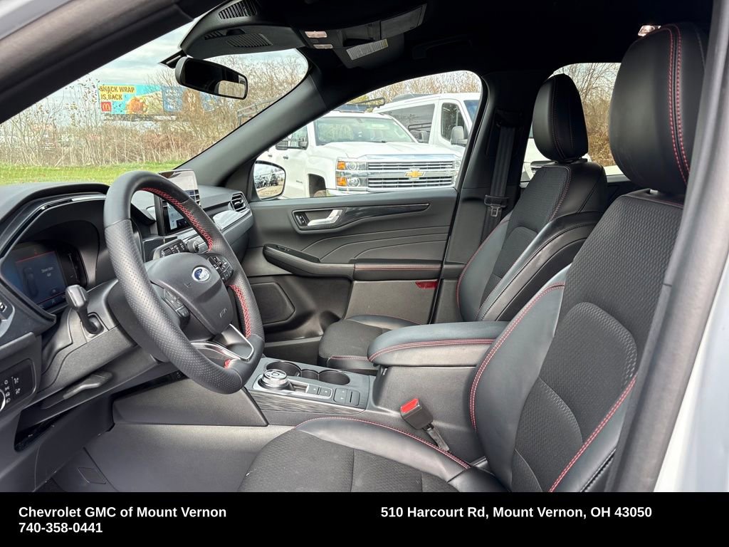 Used 2025 Ford Escape ST-Line Select image 10