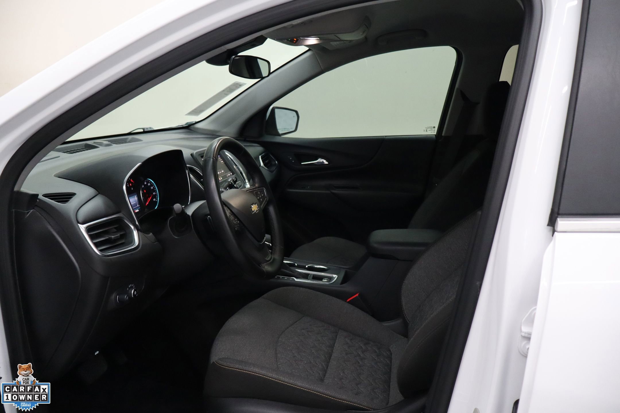 Used 2024 Chevrolet Equinox LT FWD image 25