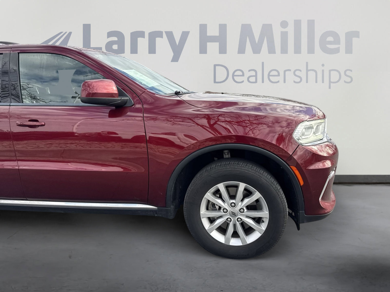 Certified 2022 Dodge Durango SXT w/ Trailer Tow Group IV image 12