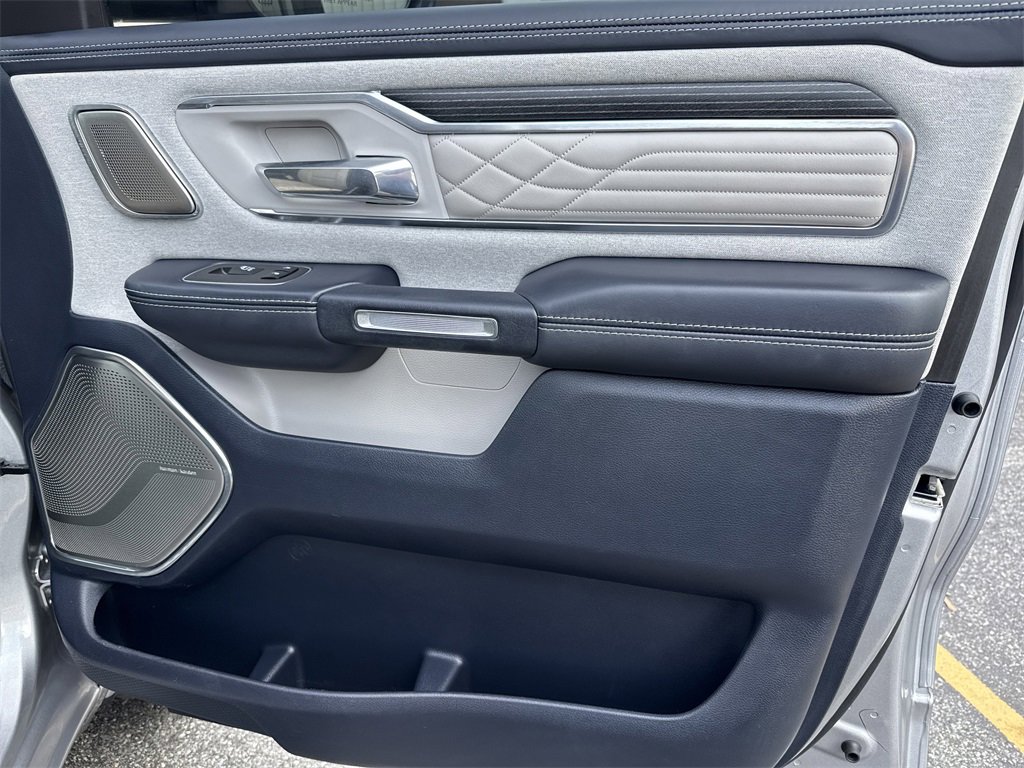 Used 2022 RAM 1500 Limited image 15