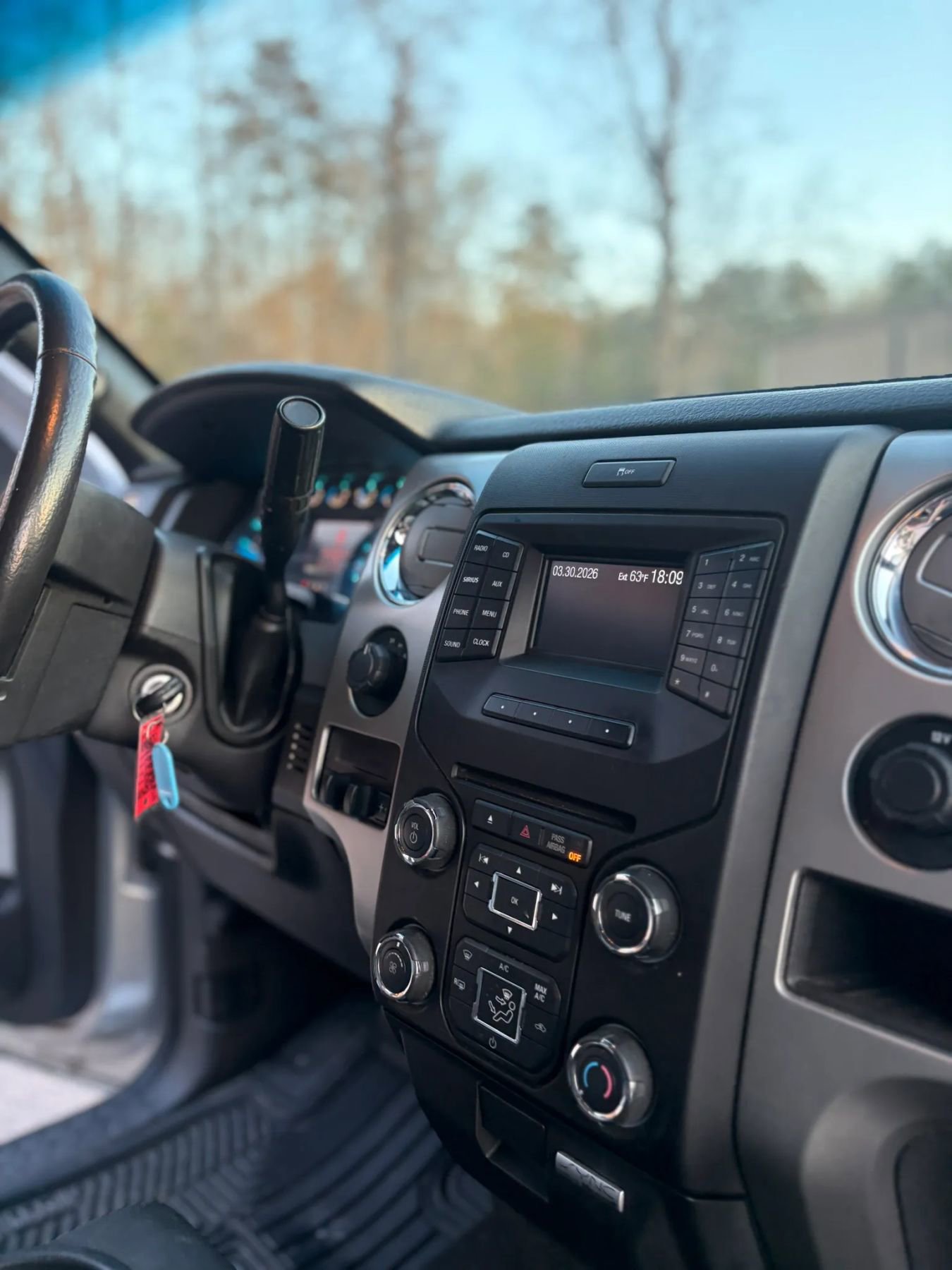 Used 2014 Ford F150 XLT w/ Equipment Group 302A Luxury AWD/4WD image 45