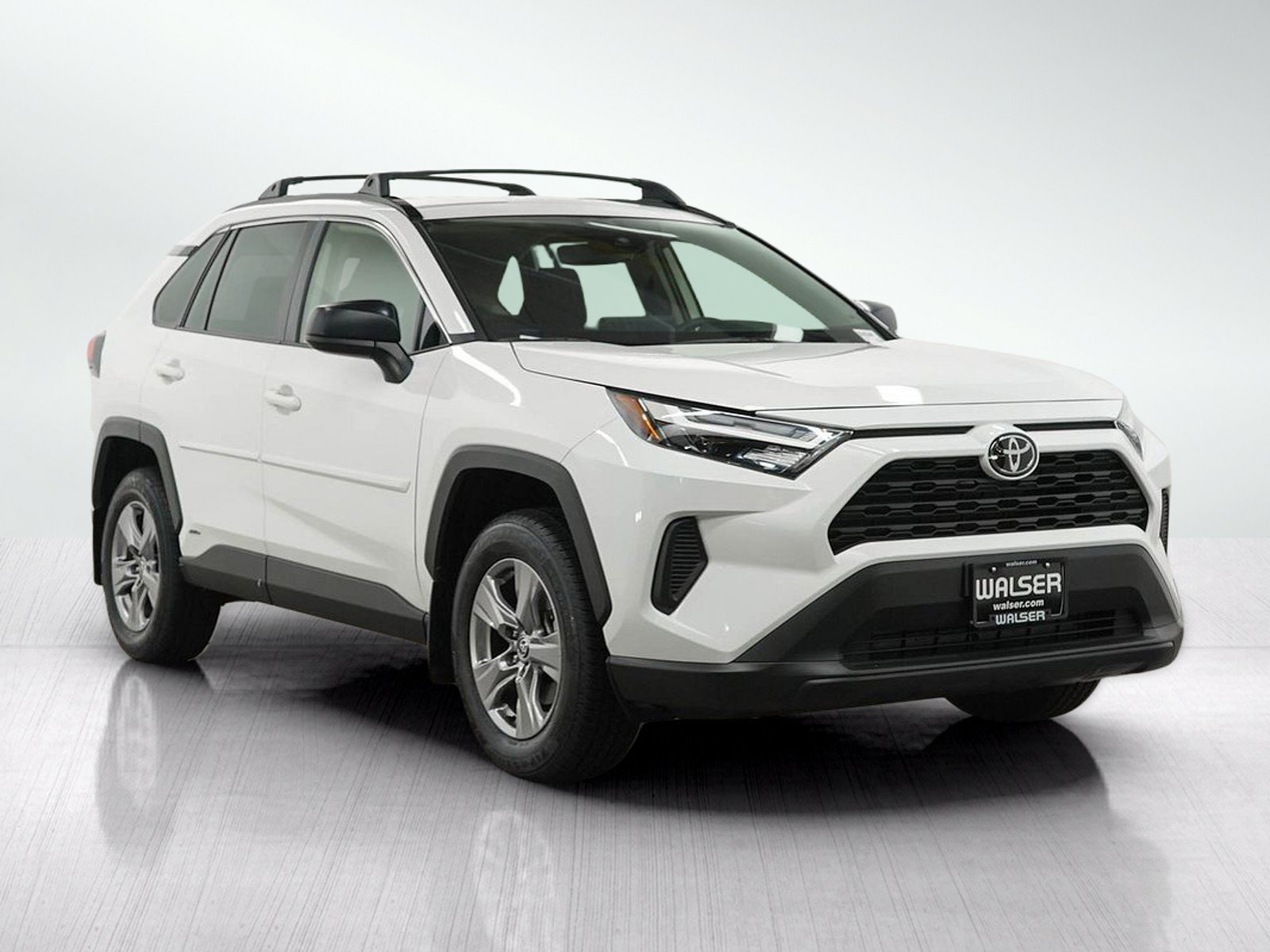 Used 2025 Toyota RAV4 LE AWD/4WD image 7